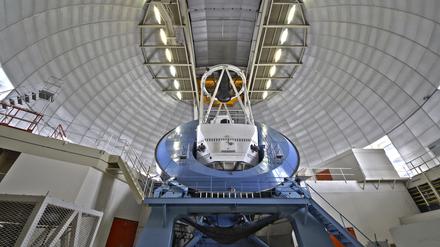 Das Dark Energy Spectroscopy Instrument „Desi“ ist auf einem auf einem Vier-Meter-Teleskop installiert.