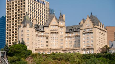 Auch das Fairmont Hotel Macdonald im kanadischen Edmonton hat Bildungspolitikerin Henke beherbergt.