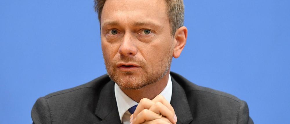 Der FDP-Vorsitzende Christian Lindner setzt sich für die Offenhaltung des Flughafens Berlin-Tegel ein.