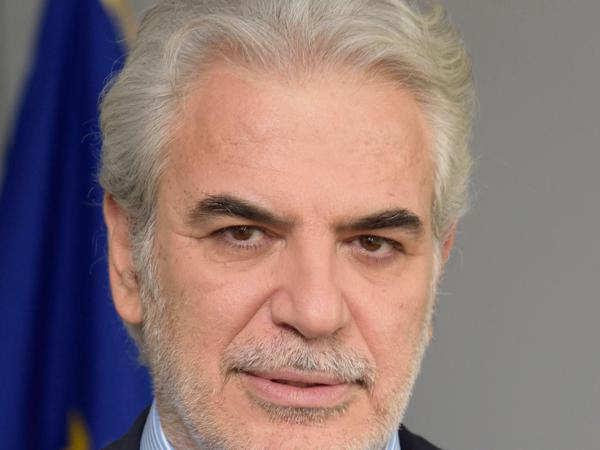 Christos Stylianides, 61, ist ein zypriotischer Politiker und seit 2014 EU-Kommissar für humanitäre Hilfe und Krisenschutz.