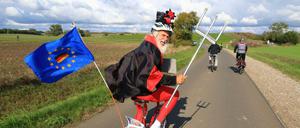 Auch als Rentner ist Didi der Teufel immer dort, wo Menschen mit Rädern an einer Startlinie stehen. Unser Autor hat ihn beim Prenzlauer Hügelmarathon über 33 Kilometer begleitet.