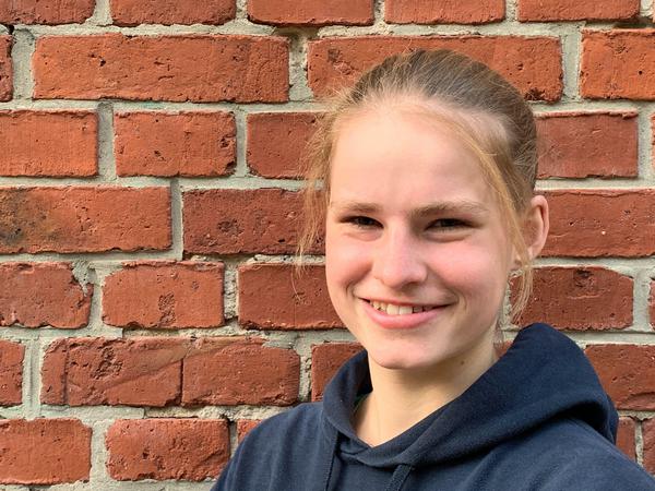 Johanna Schoele geht auf das Zehlendorfer Droste-Hülshoff-Gymnasium und arbeitet in der Klimaretter AG mit.