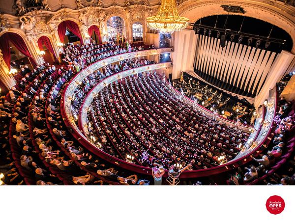 Der Zuschauerraum der Komischen Oper fasst fast 1200 Zuschauer. Von Veranstaltungen dieser Größenordnung rät Gesundheitsminister Jens Spahn ab.