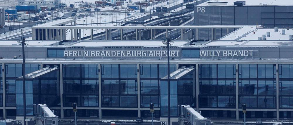 Der unbelebte Flughafen BER - bis hier wirklich Passagiere starten und landen können, kann es 2019 werden. 