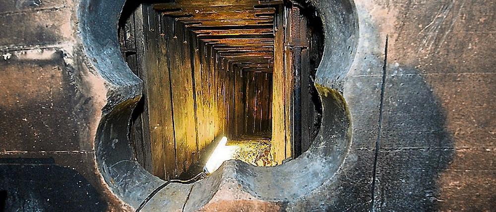 Über einen etwa 45 Meter langen Tunnel gelangten Diebe im Januar 2013 in eine Steglitzer Volksbank.
