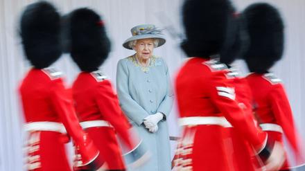 FILE PHOTO: Britain's Queen Elizabeth attends a ceremony marking her official birthday in the Quadrangle of Windsor Castle in Windsor, Britain June 12, 2021. Chris Jackson/Pool via REUTERS/File Photo
