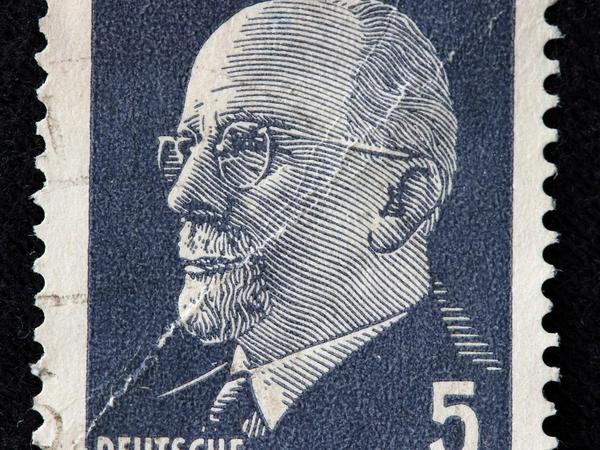 Die DDR ehrte Walter Ulbricht mit einer Briefmarke.