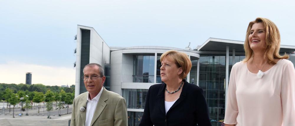 ARD-Moderatoren Tina Hassel und Thomas Baumann trafen die Bundeskanzlerin Angela Merkel zum Sommerinterview.
