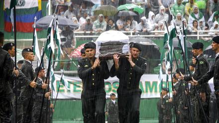 Die Trauerfeier für das Team fand im Dezember 2016 im Fußballstadion von Chapeco statt.
