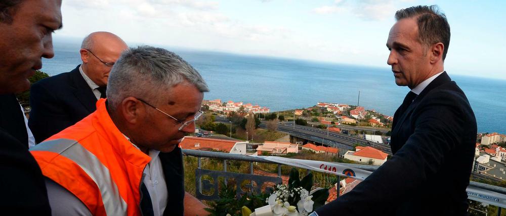 Außenminister Heiko Maas am Ort des Busunglücks auf Madeira