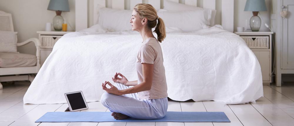 Apps für Smartphone und Tablet bieten geführte Meditationen an. 