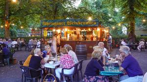 Der Weinbrunnen am Rüdesheimer Platz in Berlin-Wilmersdorf.