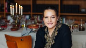 Katerina Vetter Kapagiannidou hat schon Staatsgäste bewirtet, Modeevents und Hochzeiten gecatert. Ihr Buch „Was Gäste glücklich macht“ (EMF-Verlag) fasst die Erkenntnisse zusammen.