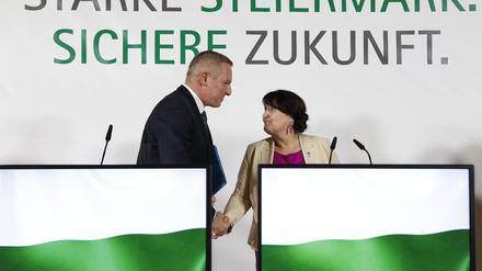 Der designierte Landeshauptmann der Steiermark Mario Kunasek (FPÖ, l) und die designierte Landeshauptmann-Stellvertreterin Manuela Khom (ÖVP).