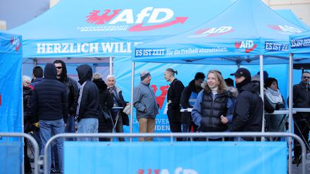 Wahlkampf-Veranstaltung "AfD-Winterfest" auf dem Alten Markt in Potsdam