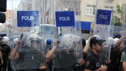 Polizei bei Demo in der Türkei, c: privat