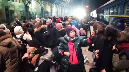Maria Savushkina auf Bahnsteig c: privat