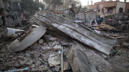 Zerstörungen nach Angriff in Al-Bureidsch. (Archivbild)