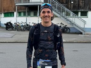 Daniel Jugan ist von höchst offizieller Stelle bescheinigt worden, dass er aus körperlichen Gründen nicht für eine Stelle als Sportlehrer infrage kommt.