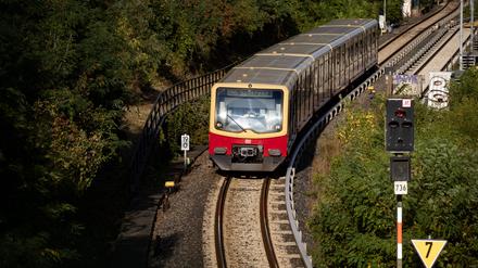 Schon wieder verzögert sich die Vergabe bei der Berliner S-Bahn.
