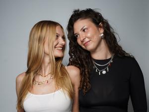 Ist das mit Maibritt Freundschaft oder Liebe? Sophie ist sich da erstmal nicht so sicher.