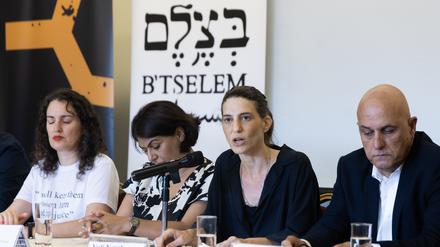 Yuli Novak, Direktorin von B’Tselem