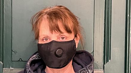Frau E.-P.  im Bürgeramt Steglitz.