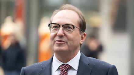 Alexander Dobrindt (CSU), Bundesinnenminister.