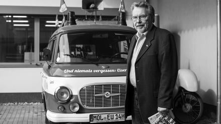 Und niemals vergessen: Eisern Union! Der Klub wird aber auch Hans-Joachim Lesching niemals vergessen.