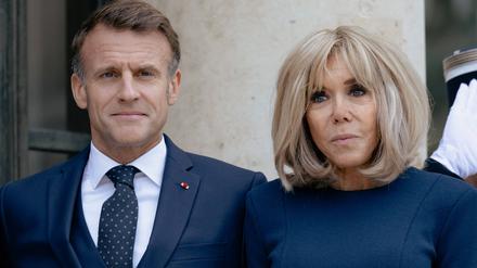Brigitte Macron wird seit Jahren in den Sozialen Medien verleumdet.
