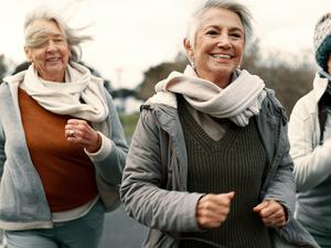 Dank Pneumokokken-Impfung mit starkem Herz und gesunder Lunge das Leben genießen // Weiterer Text über ots und www.presseportal.de/nr/13016 / Die Verwendung dieses Bildes für redaktionelle Zwecke ist unter Beachtung aller mitgeteilten Nutzungsbedingungen zulässig und dann auch honorarfrei. Veröffentlichung ausschließlich mit Bildrechte-Hinweis.