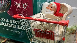 Weihnachtsgeld ist ein wichtiger Faktor im Weihnachtsgeschäft.