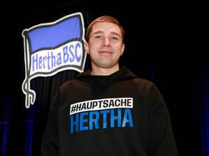 Stepan Timoshin am Tag seiner größten Niederlage: bei der Mitgliederversammlung von Hertha BSC am 17. November 2024.