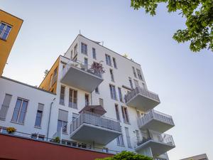 Die Preise für Wohnimmobilien in den sieben größten Städten Deutschlands – Hamburg, Berlin, Köln, Düsseldorf, Frankfurt, Stuttgart, München – stiegen stärker als im bundesweiten Durchschnitt. Spitzenreiter ist München.