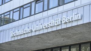 Das Hauptgebäude der Technischen Universität.