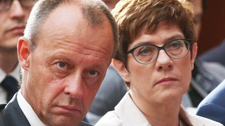 Friedrich Merz, damals Vizepräsident des Wirtschaftsrates der CDU, und Annegret Kramp-Karrenbauer, damals Vorsitzende der CDU, auf einem Archivbild von 2019.