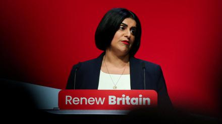 Die britische Innenministerin Shabana Mahmood spricht bei einer Veranstaltung.