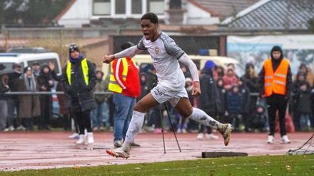 Brandon Happi Monthe brachte den BFC Dynamo mit seinem Tor zum 2:1 ins Viertelfinale.
