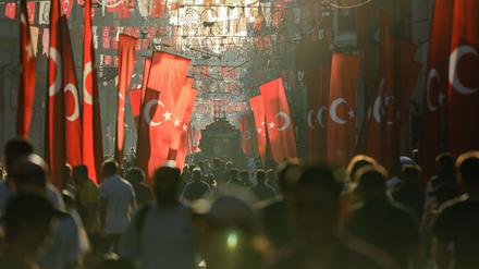 Die vierköpfige Familie B. aus Hamburg starb während eines Türkei-Urlaubs an den Folgen einer Vergiftung.