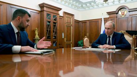 Der von Moskau eingesetzte Besatzungschef für Donezk, Denis Puschilin, hat nach ukrainischen Drohnenangriffen auf Wärmekraftwerke den regionalen Notstand ausgerufen. (Archivbild)