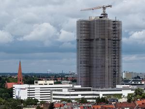 1.8.2025: Berlin: Schloßstraße: Steglitzer Kreisel: Überlin *** 1 8 2025 Berlin Schloßstraße Steglitzer Kreisel Überlin