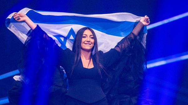 Die israelische Sängerin Yuval Raphael hatte dank eines überwältigenden Publikumsvotings Platz zwei belegt.