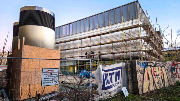 Die Sporthalle der Reinhold-Burger-Oberschule in Pankow.
