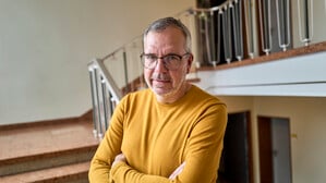 Gewinnerberater Lutz Trabalski hat als Lotto-Gewinnberater schon mehr als einhundert Berliner Neu-Millionäre in seinem Büro empfangen.