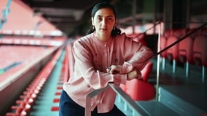 Khalida Popal war Nationalspielerin, heute unterstützt sie junge afghanische Fußballerinnen.