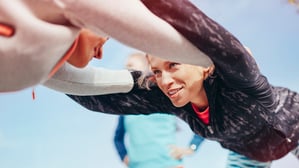 Frauen treiben seltener Sport als Männer, dabei profitiert ihr Herz stärker davon.
