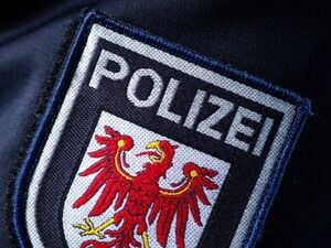 Die Polizei hat in Treuenbrietzen Drogen und Pyrotechnik sichergestellt. (Symbolbild)