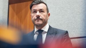 Der Angeklagte René Benko bleibt über die Festtage in U-Haft.