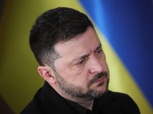 Wolodymyr Selenskyj, Präsident der Ukraine, gibt der polnischen Presseagentur, dem polnischen Fernsehen und dem polnischen Rundfunk ein Interview während seines Besuchs.