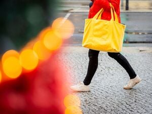 Die Einzelhändler in Berlin und Brandenburg sind zu einem großen Teil nicht zufrieden mit dem diesjährigen Weihnachtsgeschäft. (Archivbild)